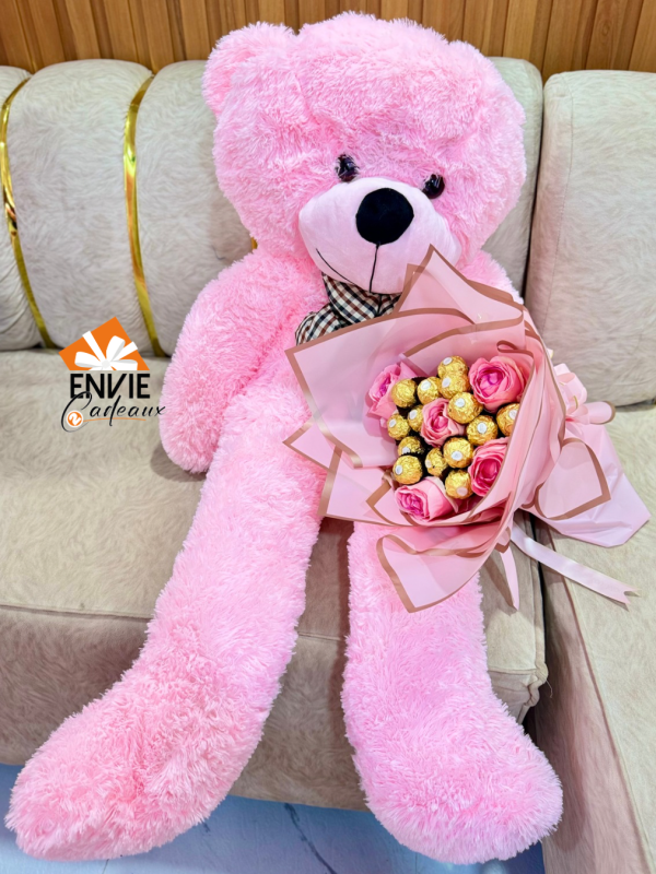 Peluche rose 1m 4 et bouquet